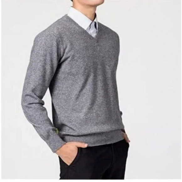 Brooks 100% Merino Wool Sweater Gray Long Sleeve V-Neck Pullover Size XL - Picture 2 of 9